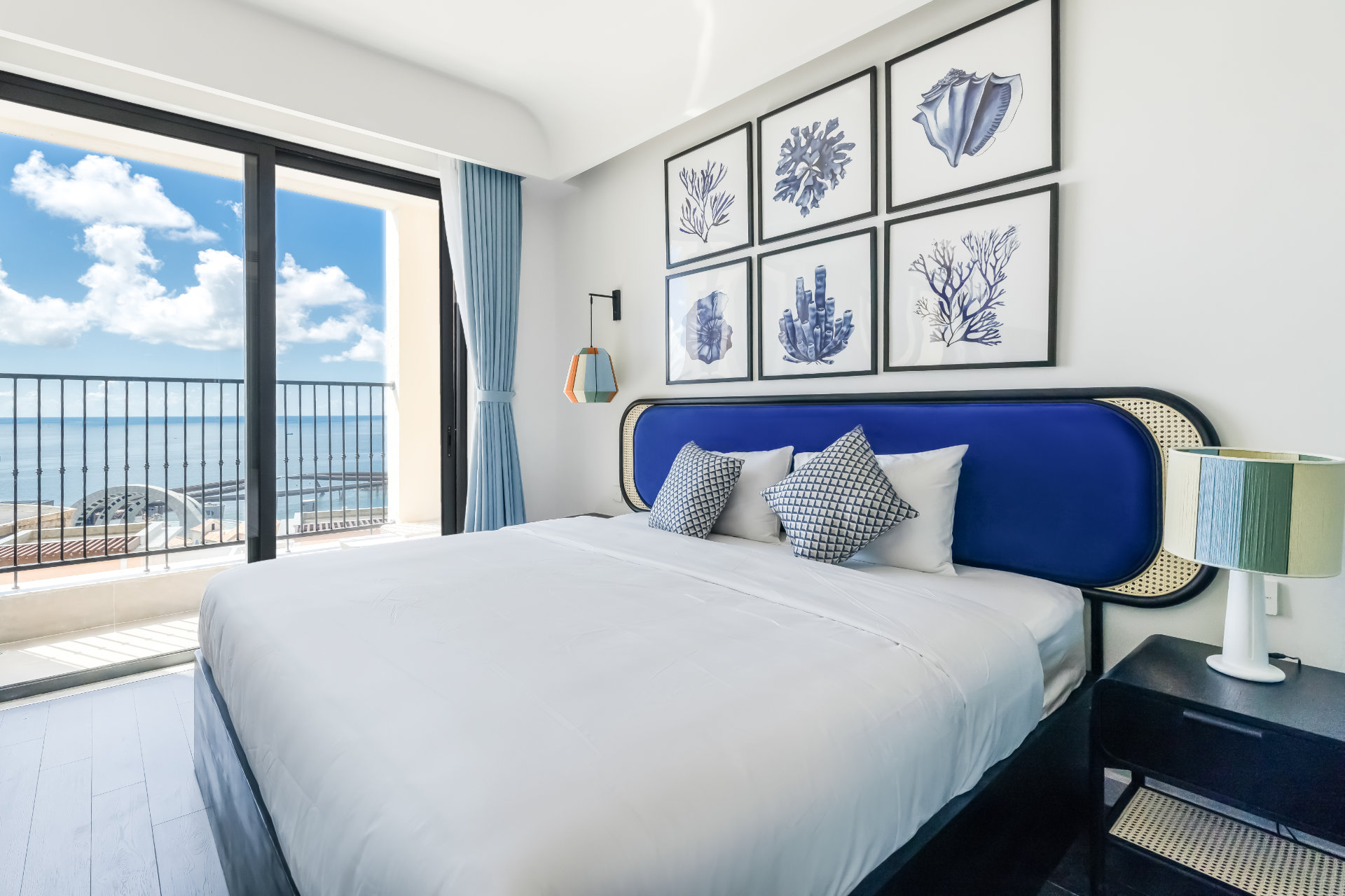 Phòng Studio view biển, pháo hoa, cầu hôn