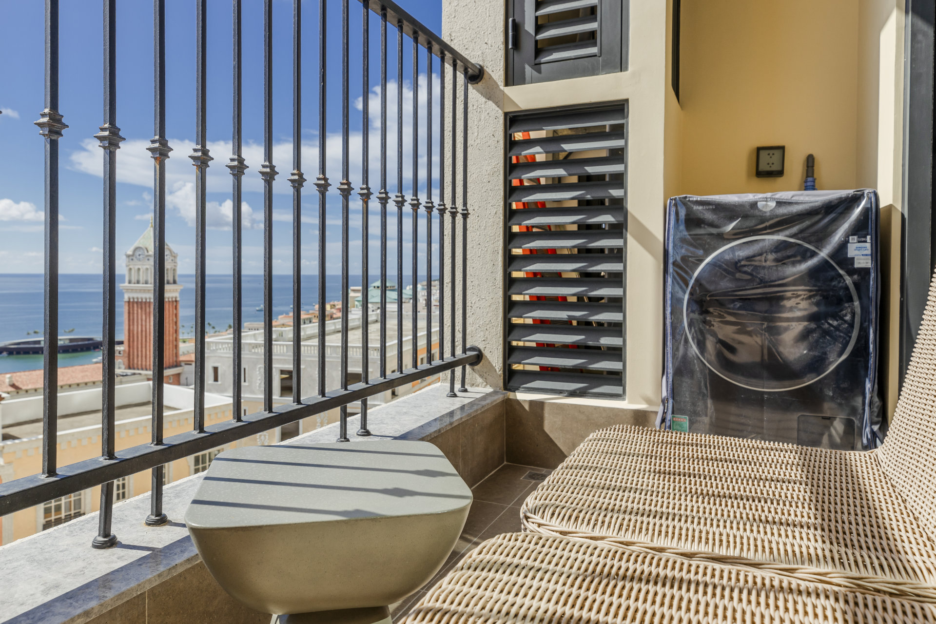 Phòng Studio view biển, pháo hoa, cầu hôn