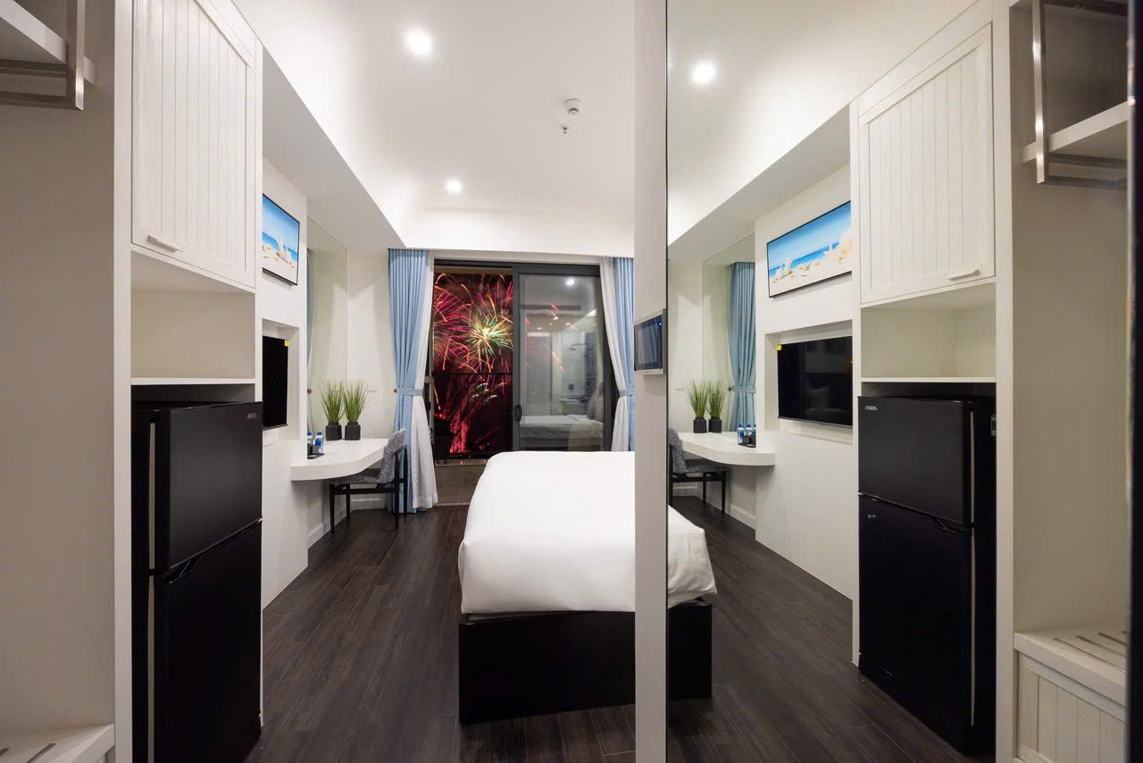 Căn Hộ Studio Giường Lớn, Có Ban Công, Tầm Nhìn Pháo Hoa