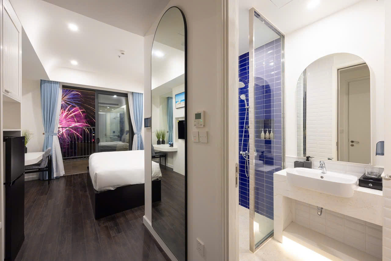 Căn Hộ Studio Giường Lớn, Có Ban Công, Tầm Nhìn Pháo Hoa