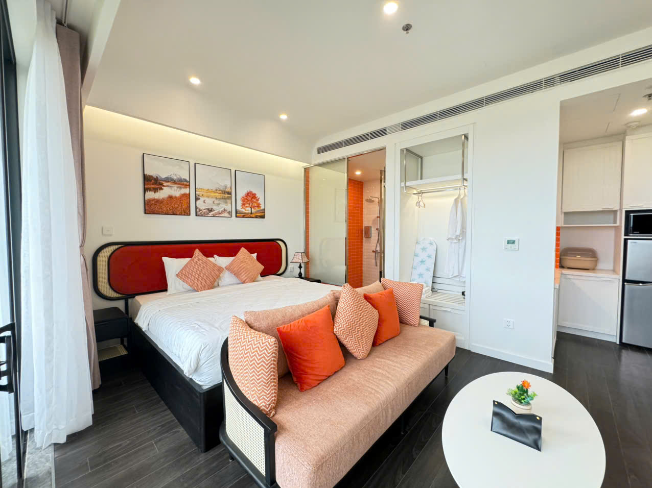 Căn Hộ Studio Có Sofa, Có Ban Công