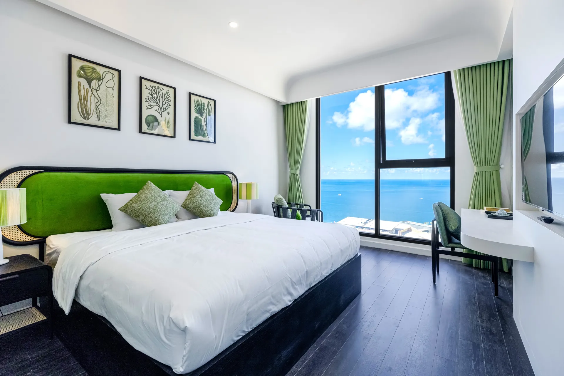 Căn Hộ 2 Phòng Ngủ Với Giường Cỡ Lớn, Có Ban Công, Tầm Nhìn Pháo Hoa, Hướng Biển