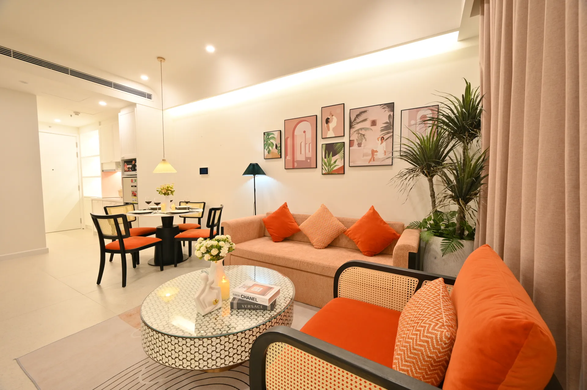 Căn Hộ 2 Phòng Ngủ, Có Ban Công