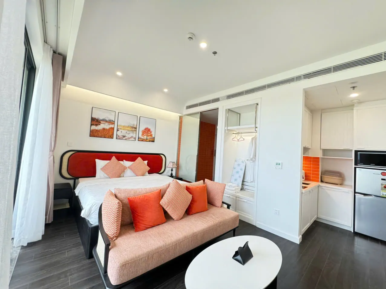 Căn Hộ Studio Có Sofa, Có Ban Công